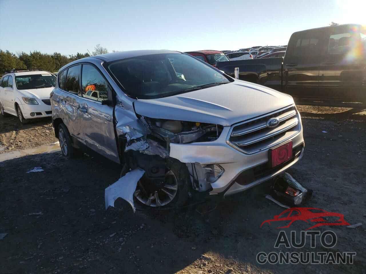 FORD ESCAPE 2017 - 1FMCU9G94HUB71263
