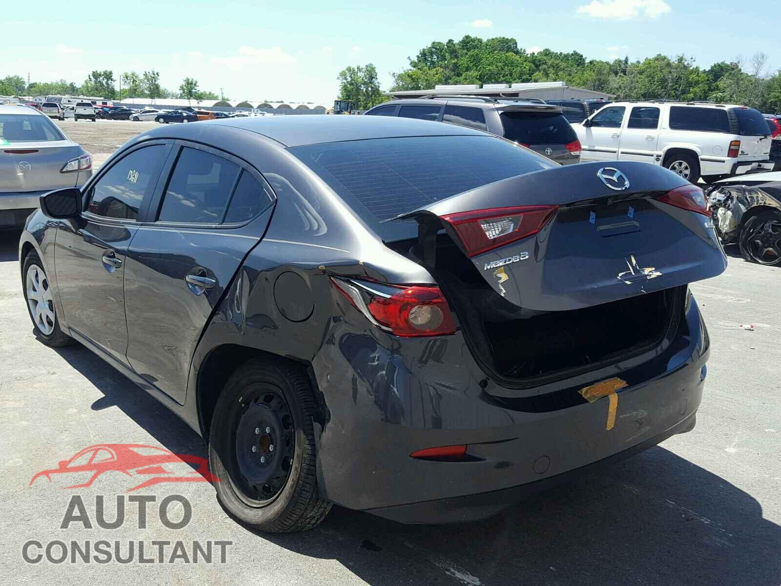 MAZDA 3 2017 - 3MZBN1U71HM153631