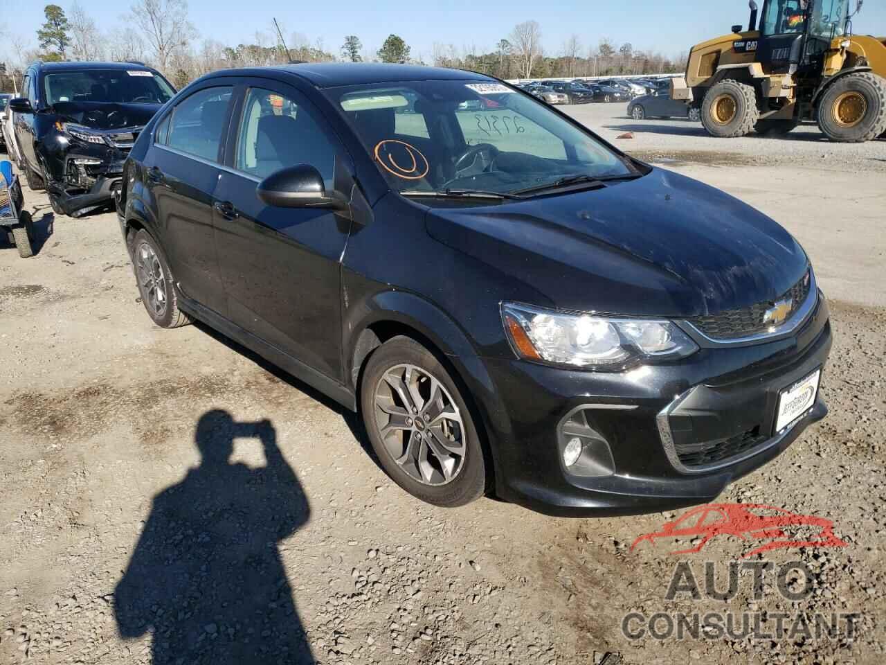 CHEVROLET SONIC 2017 - 1G1JD5SH1H4149815