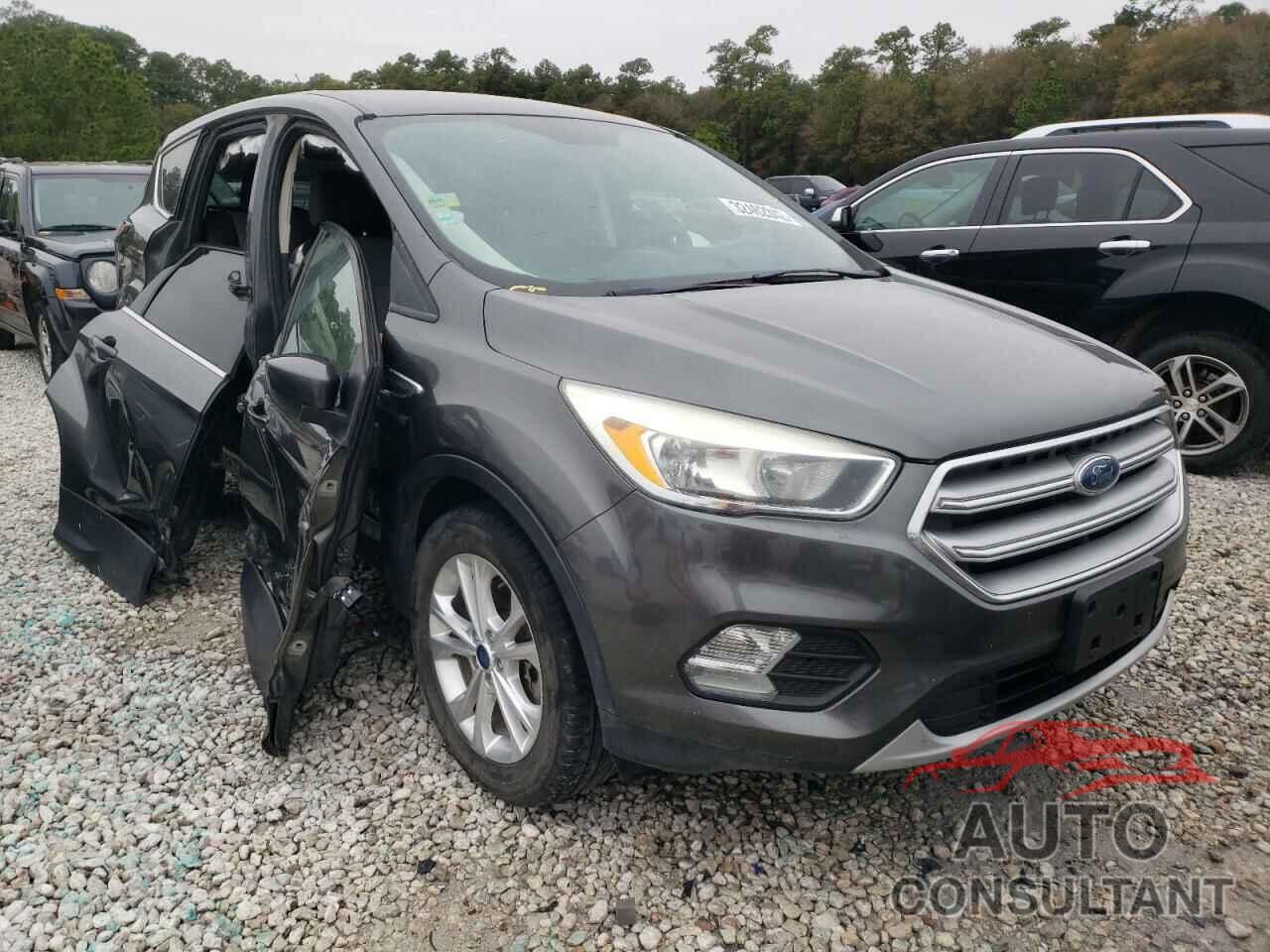 FORD ESCAPE 2017 - 1FMCU0G93HUC96735