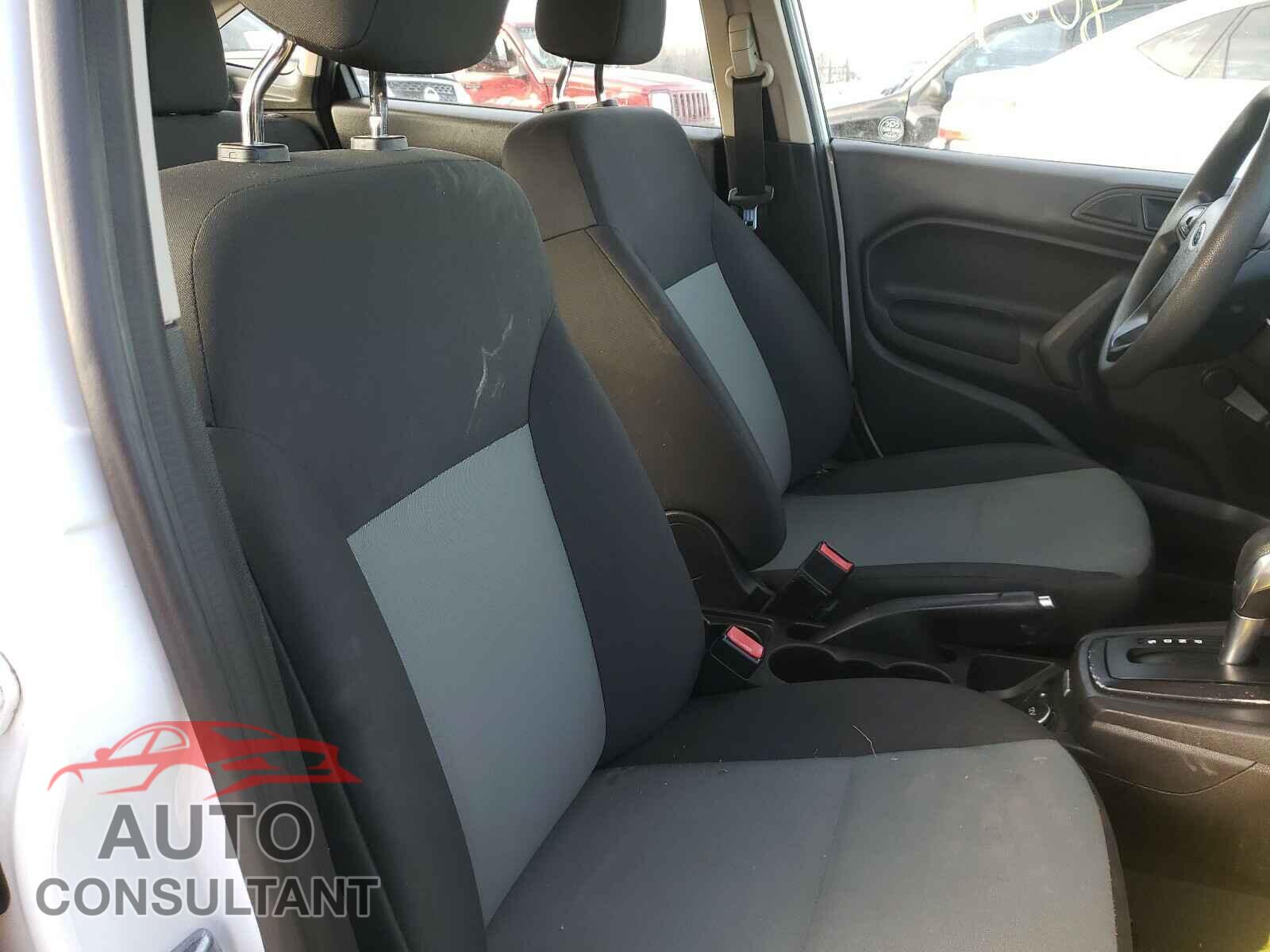 FORD FIESTA 2017 - 3FADP4AJ9HM139599