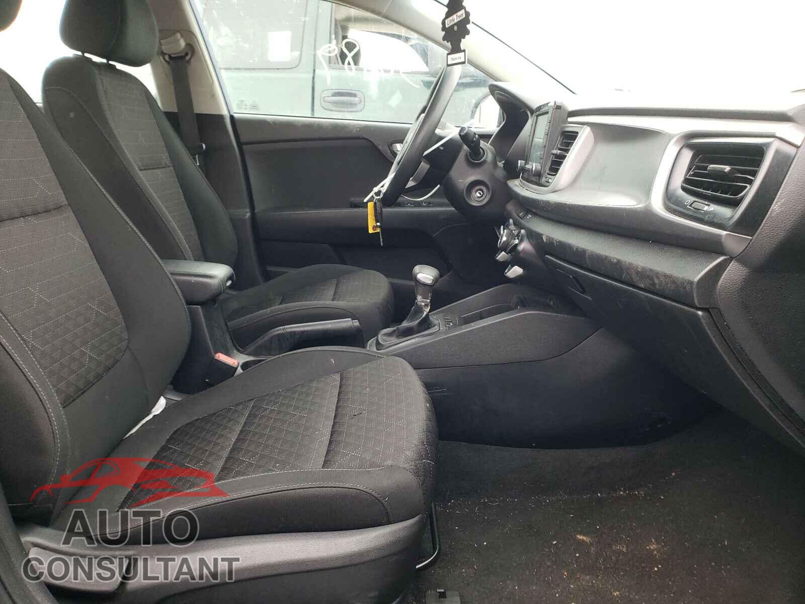 KIA RIO 2019 - 5YFEPMAE8MP211672