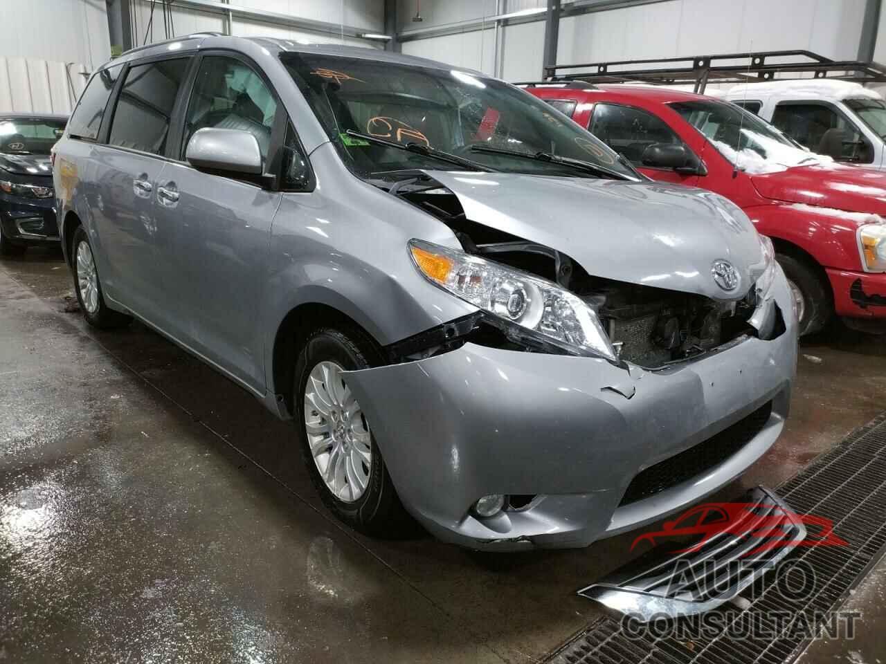 TOYOTA SIENNA 2017 - 5TDYZ3DC4HS814742