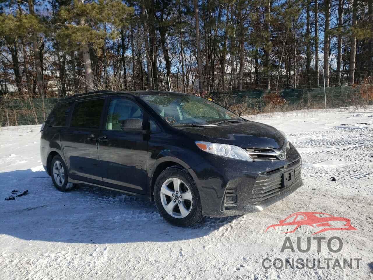 TOYOTA SIENNA 2018 - 5TDKZ3DC3JS910857