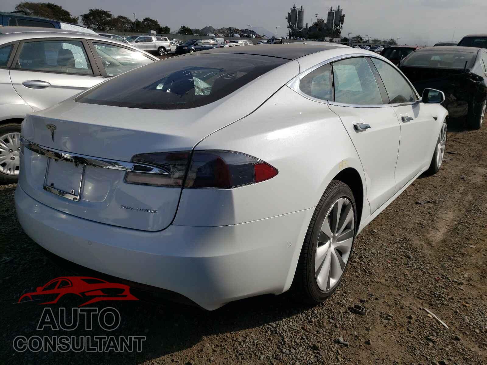 TESLA MODEL S 2021 - 5YJSA1E24MF425668