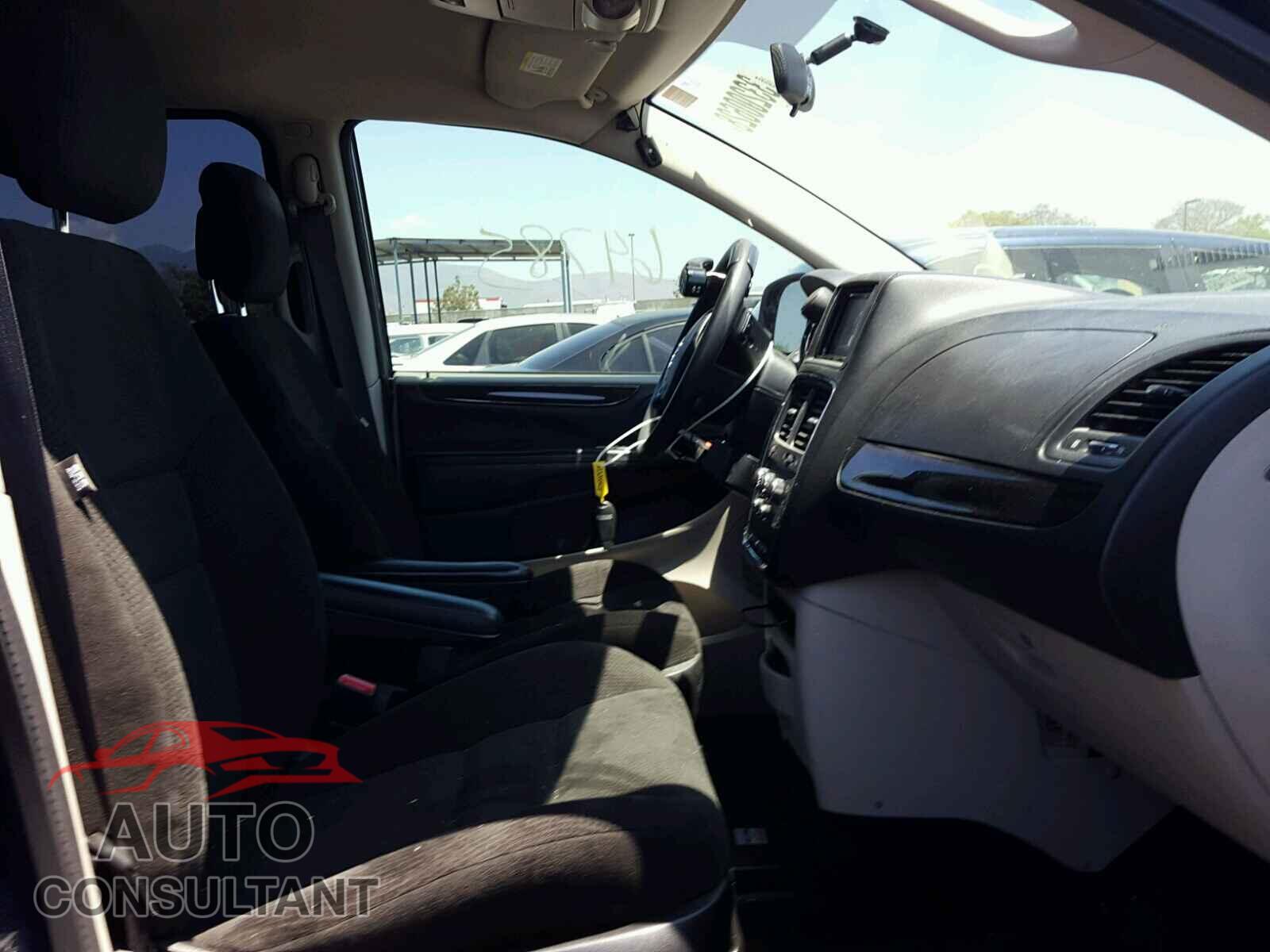 DODGE CARAVAN 2015 - 2C4RDGCG8FR556701