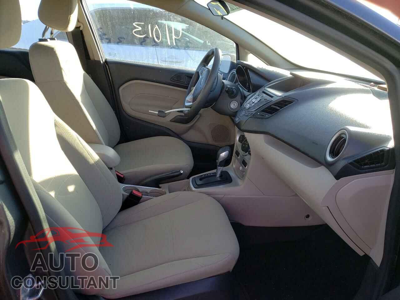 FORD FIESTA 2019 - 3FADP4EJ9KM102019