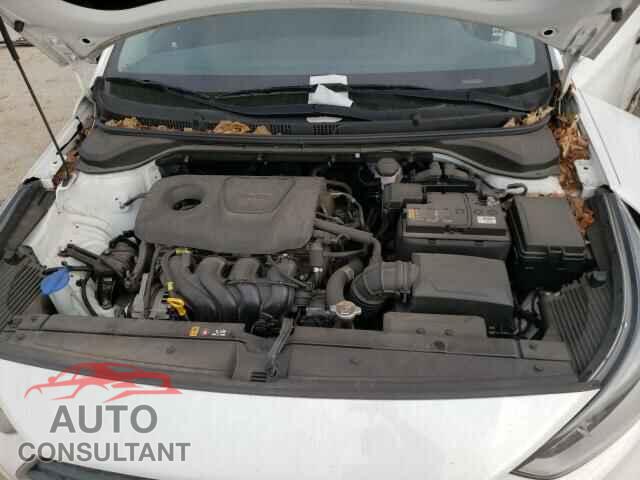 HYUNDAI ACCENT 2018 - 3KPC24A39JE031697