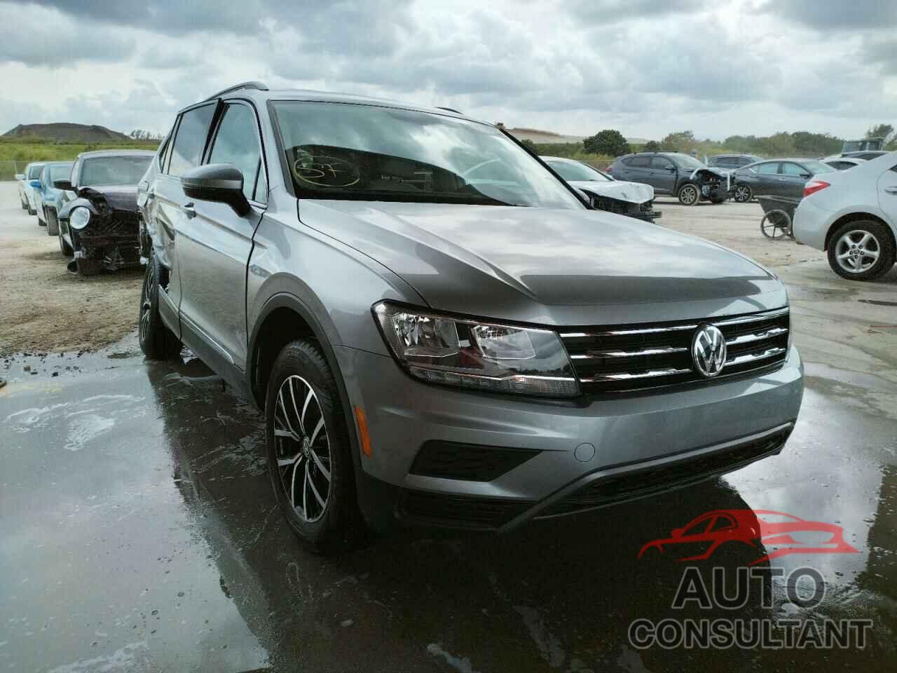 VOLKSWAGEN TIGUAN 2021 - 3VV3B7AX9MM068233