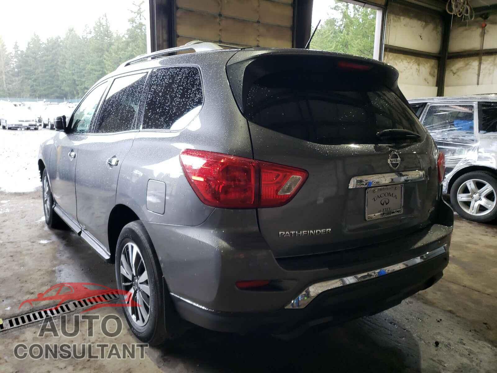 NISSAN PATHFINDER 2017 - 5N1DR2MM8HC910355