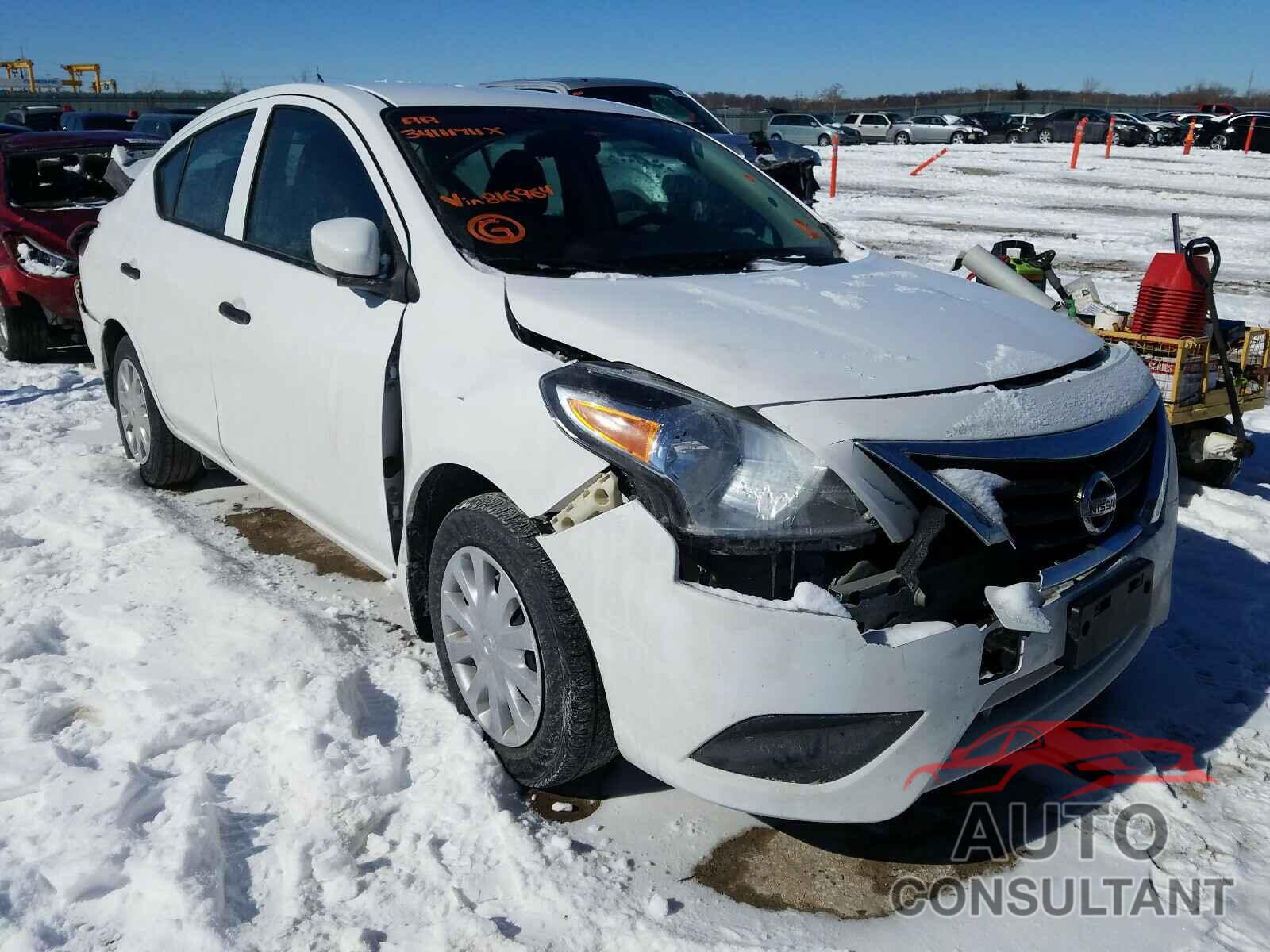 NISSAN VERSA 2018 - 3N1CN7AP6JL816964