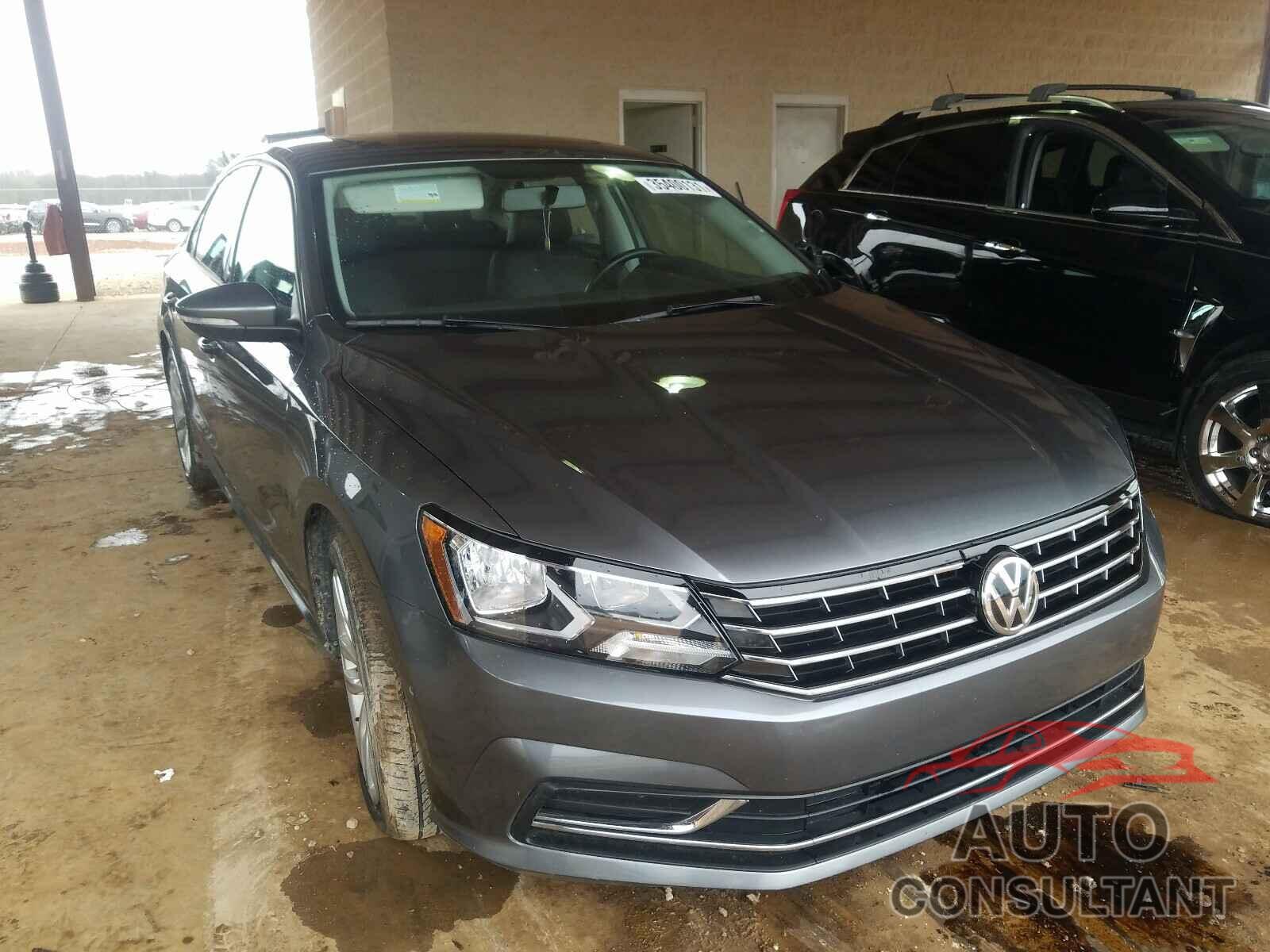 VOLKSWAGEN PASSAT 2019 - 1VWLA7A36KC008209