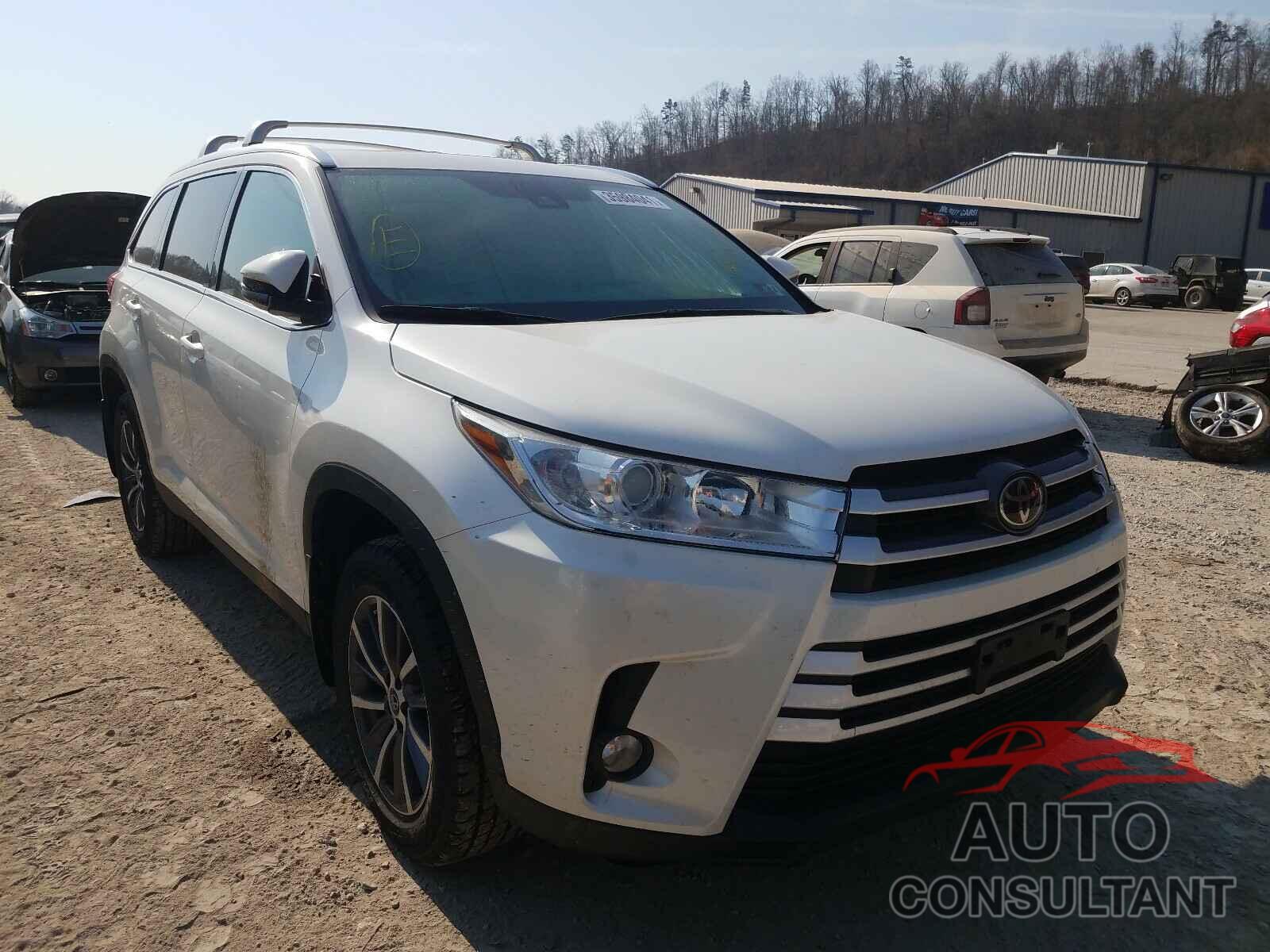TOYOTA HIGHLANDER 2019 - 5TDJZRFH9KS933052
