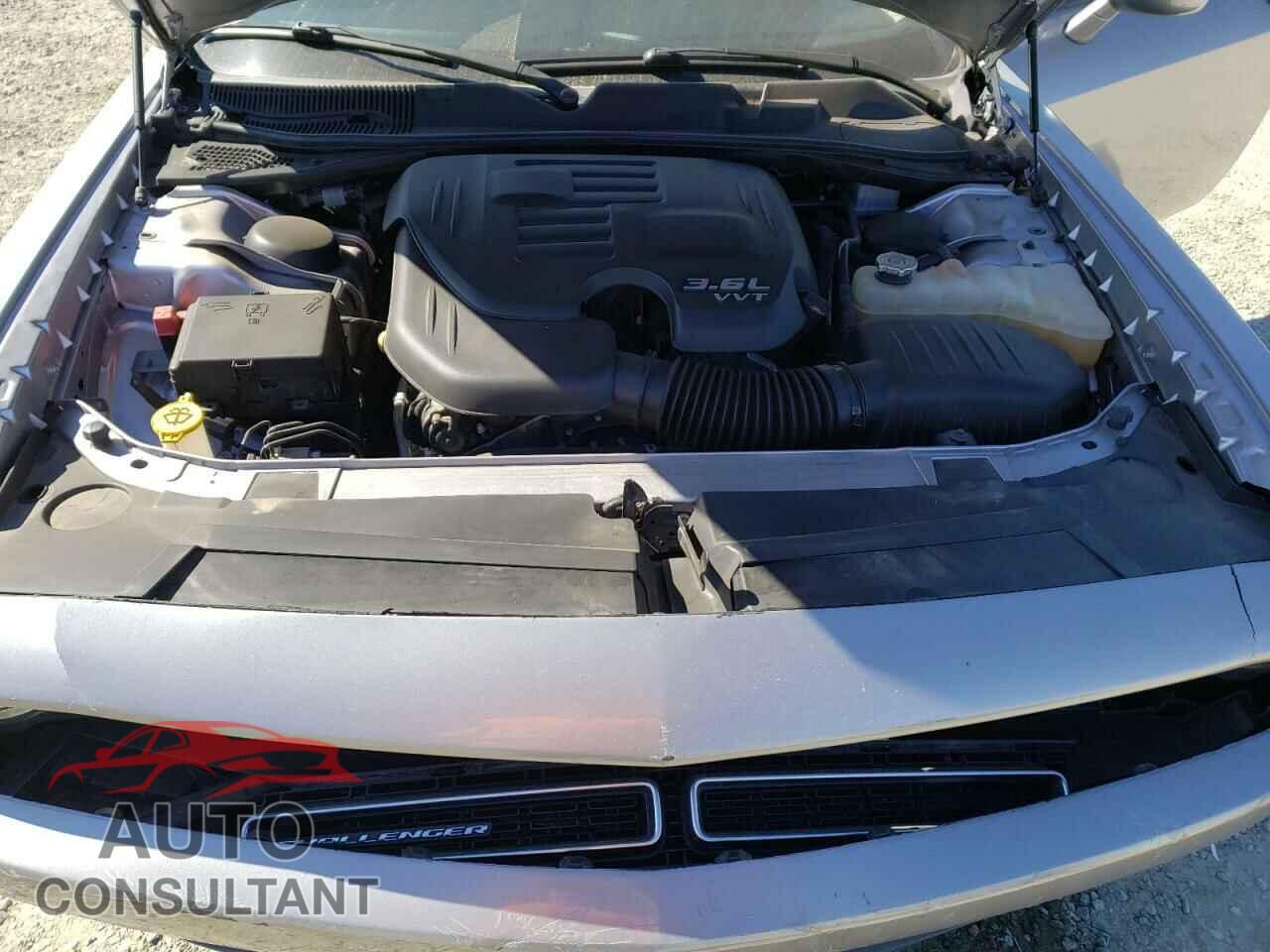 DODGE CHALLENGER 2018 - 2C3CDZAG1JH302884