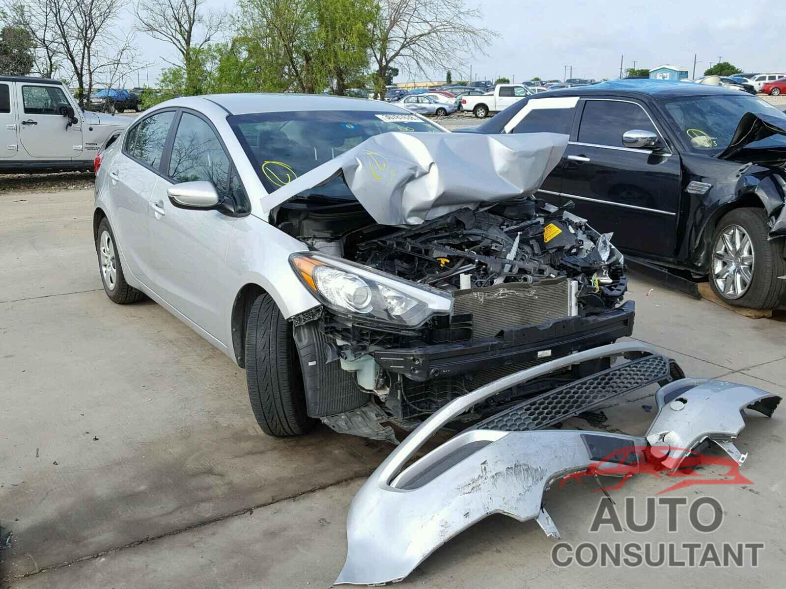 KIA FORTE 2015 - KNAFK4A6XF5401594