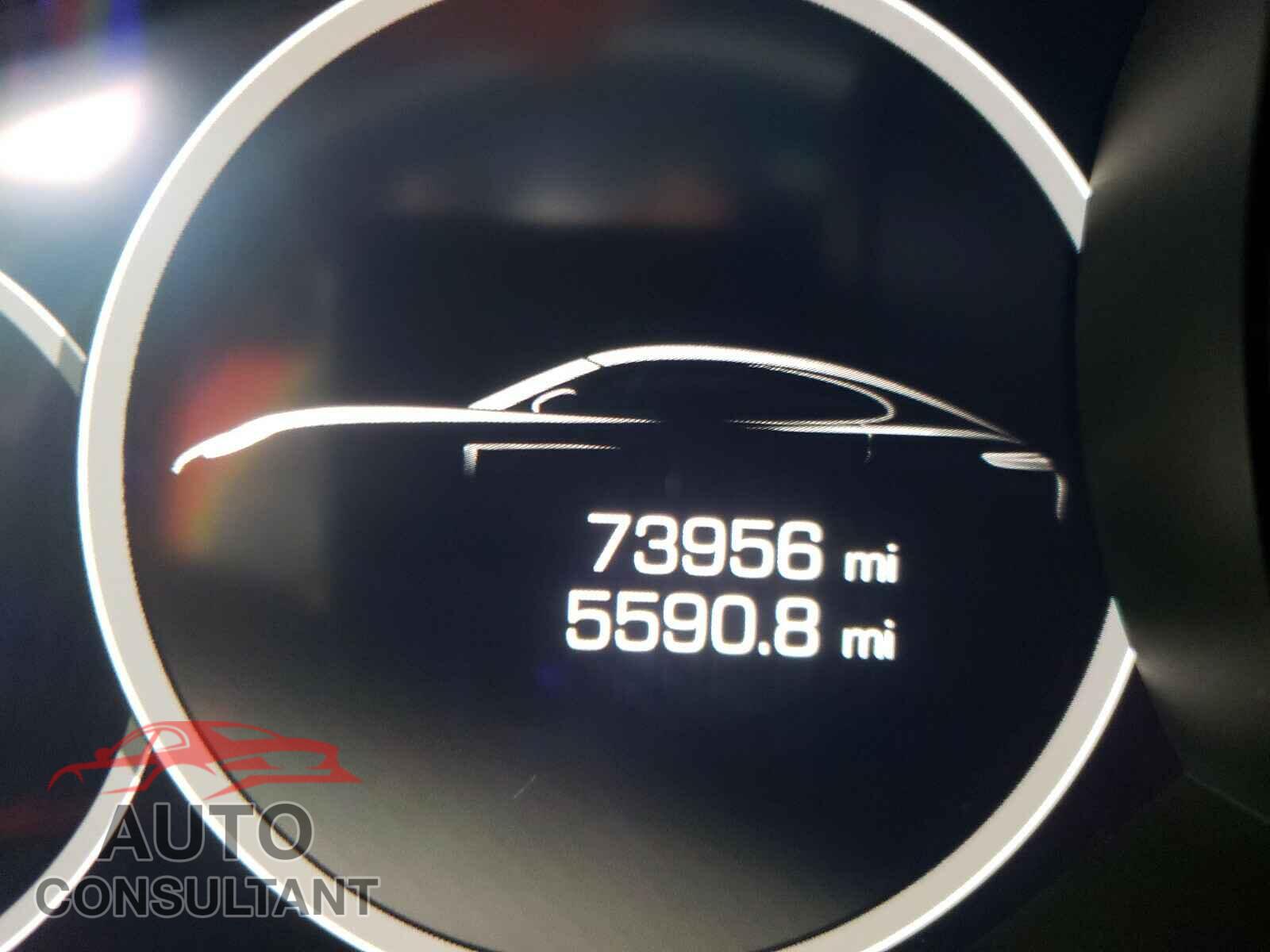 PORSCHE PANAMERA 2017 - WP0AF2A77HL150403
