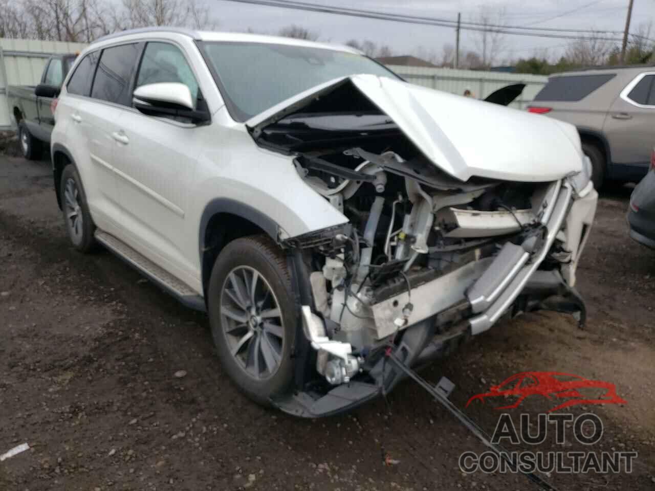 TOYOTA HIGHLANDER 2018 - 5TDJZRFH1JS827029
