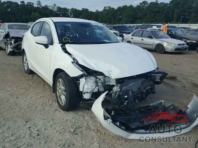 TOYOTA YARIS 2017 - 3MYDLBYV8HY167293