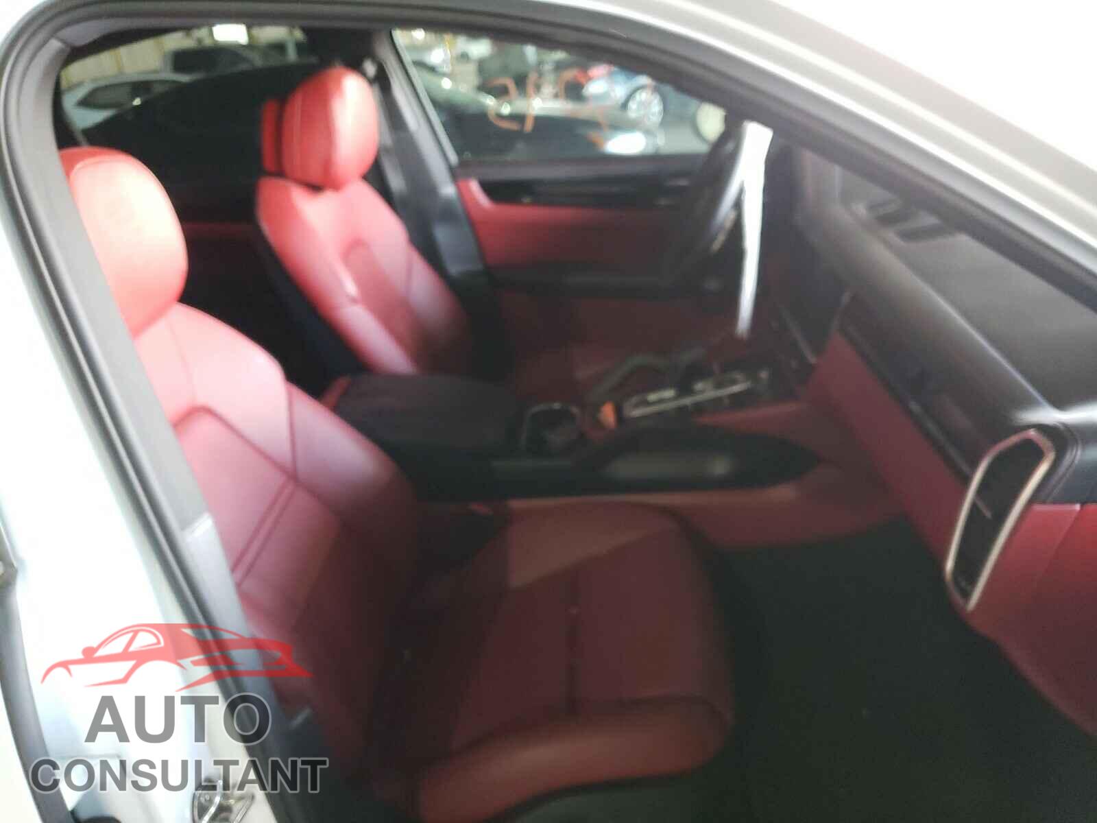 PORSCHE CAYENNE 2019 - WP1AA2AYXKDA14922