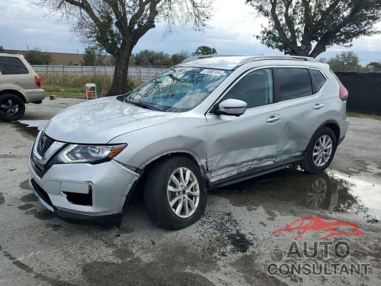 NISSAN ROGUE 2018 - 5N1AT2MT1JC835998