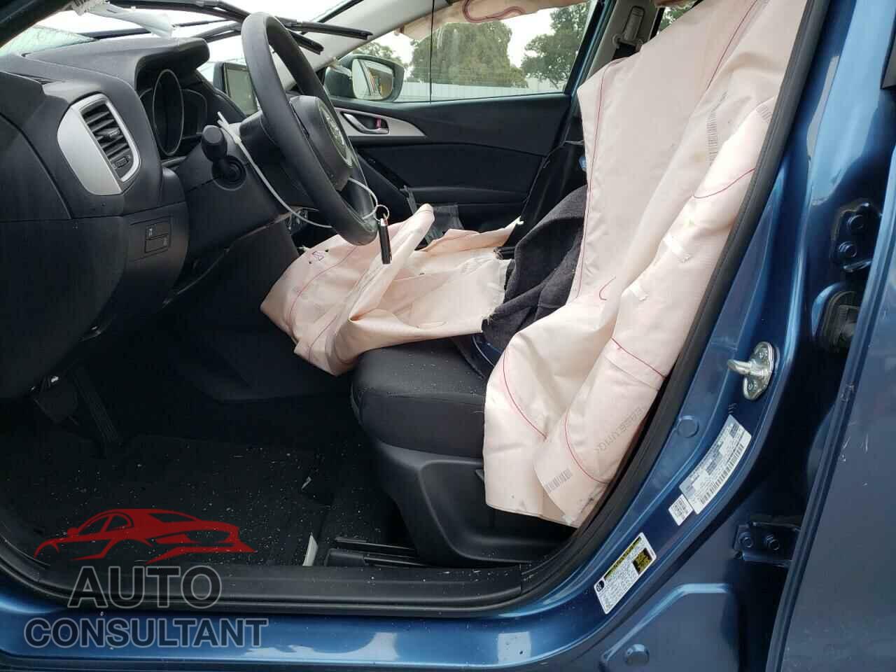 MAZDA 3 2017 - 3MZBN1U7XHM156804