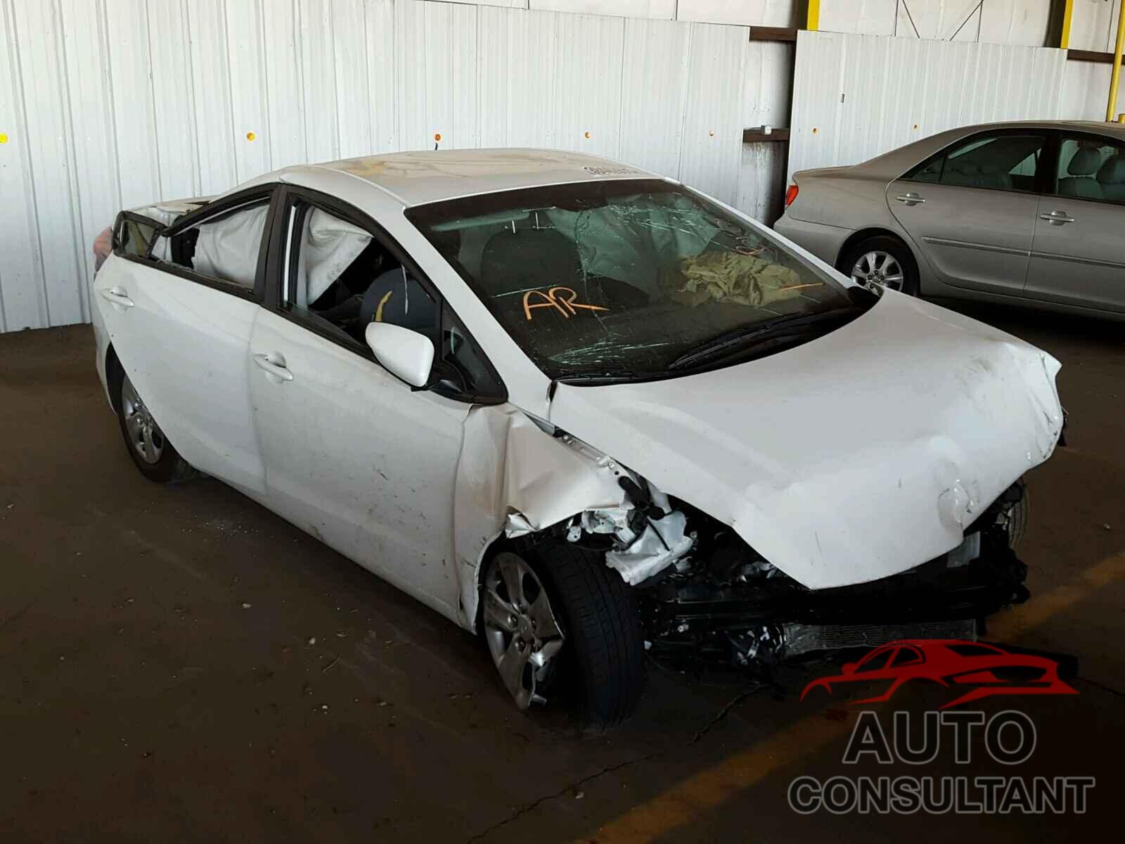 KIA FORTE 2017 - 3KPFK4A7XHE161353