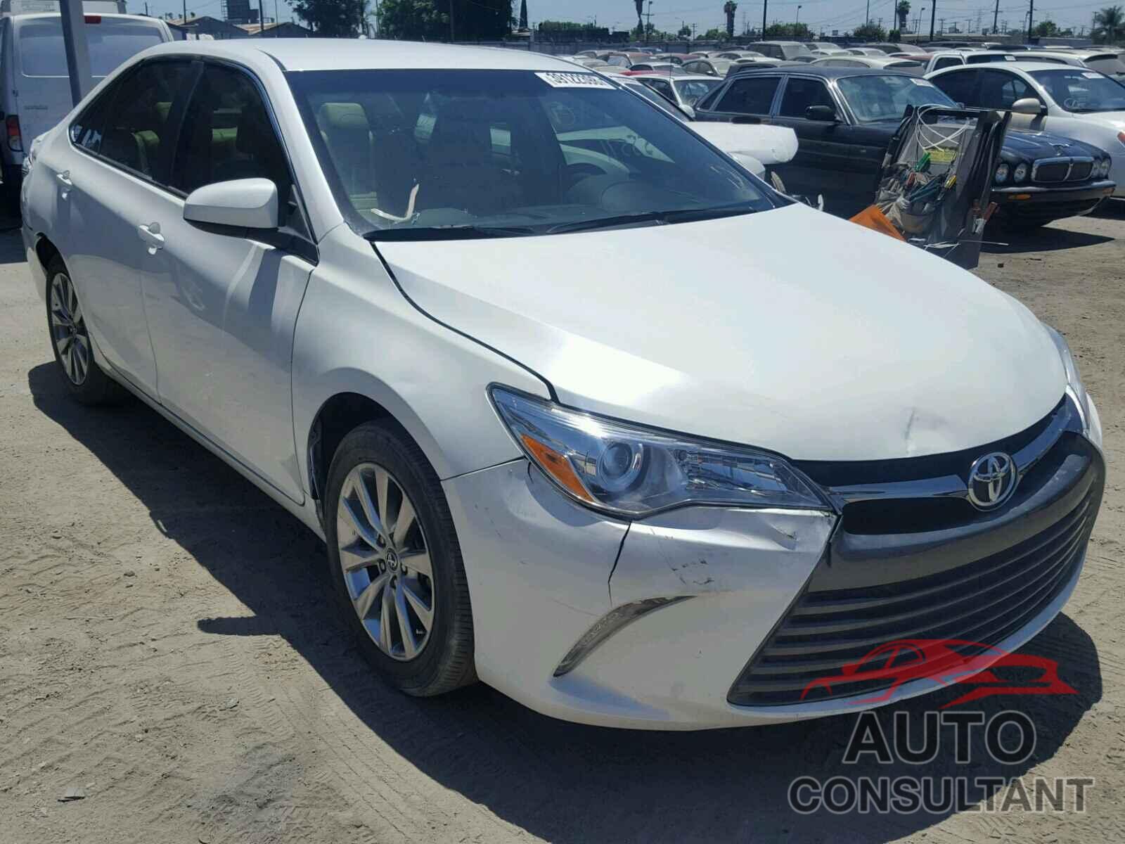 TOYOTA CAMRY 2015 - 4T1BF1FK4FU012753