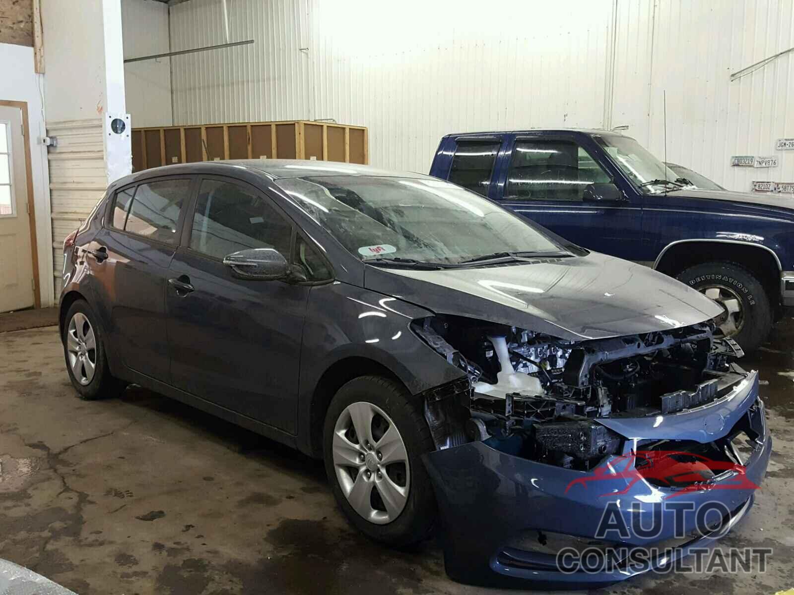 KIA FORTE 2016 - KNAFK5A85G5584654