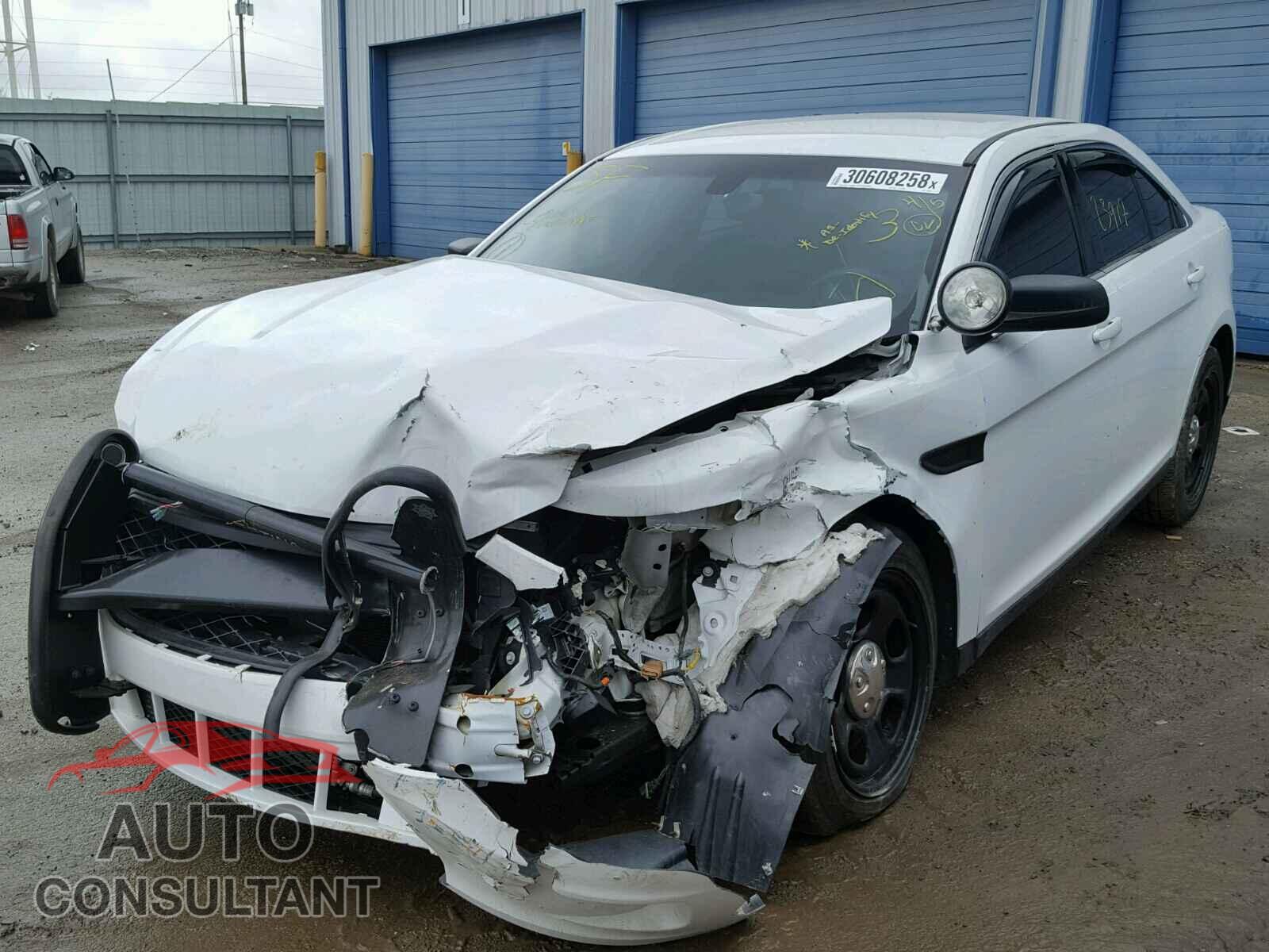 FORD TAURUS 2016 - 1FAHP2MK7GG132217