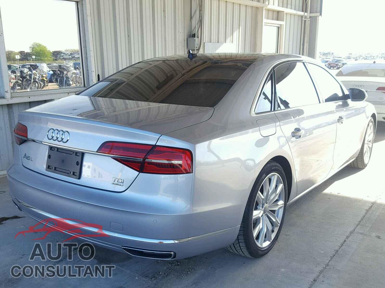 AUDI A8 2016 - WAU3RAFD3GN004136