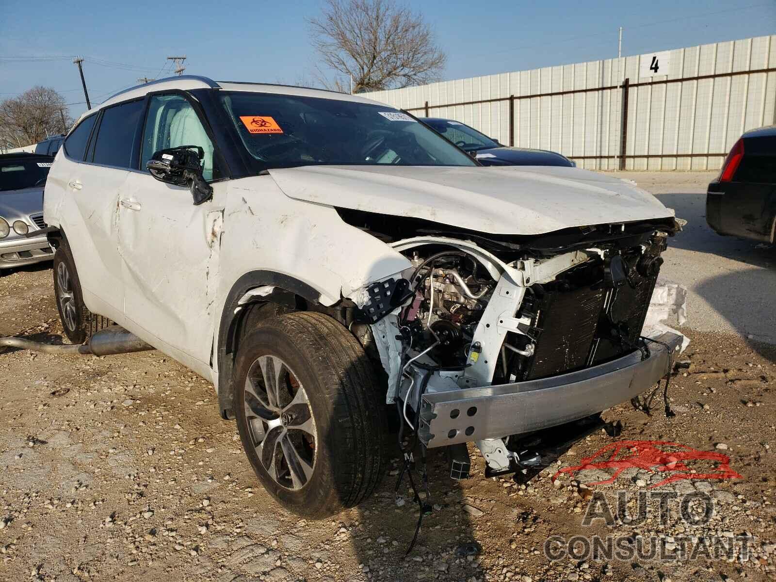 TOYOTA HIGHLANDER 2021 - 5TDGZRAH8MS042819