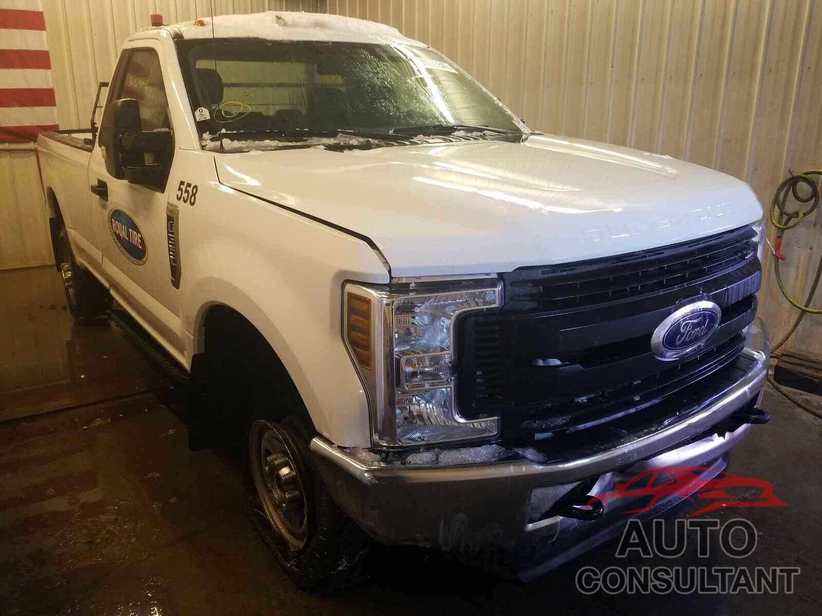 FORD F350 2018 - 1FTRF3BT2JEB96610