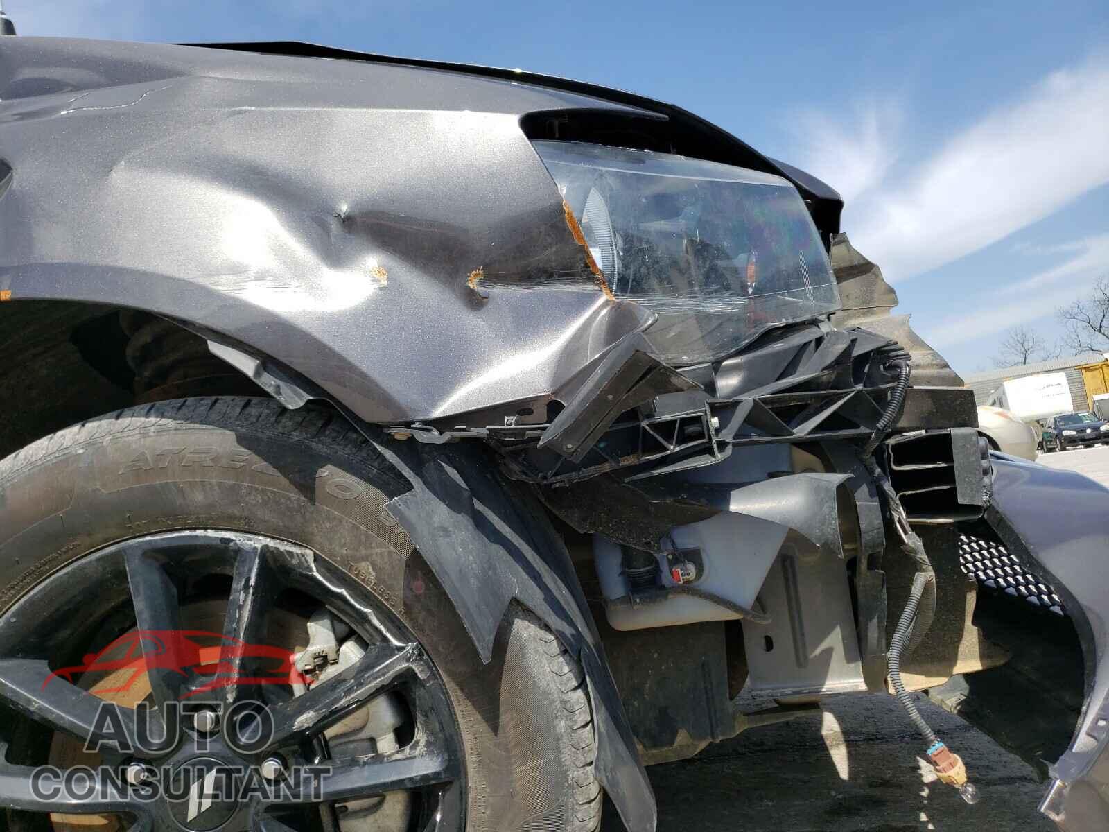 DODGE GRAND CARA 2019 - 2C4RDGEG7KR671412