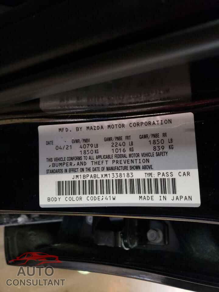 MAZDA 3 2021 - JM1BPABLXM1338183