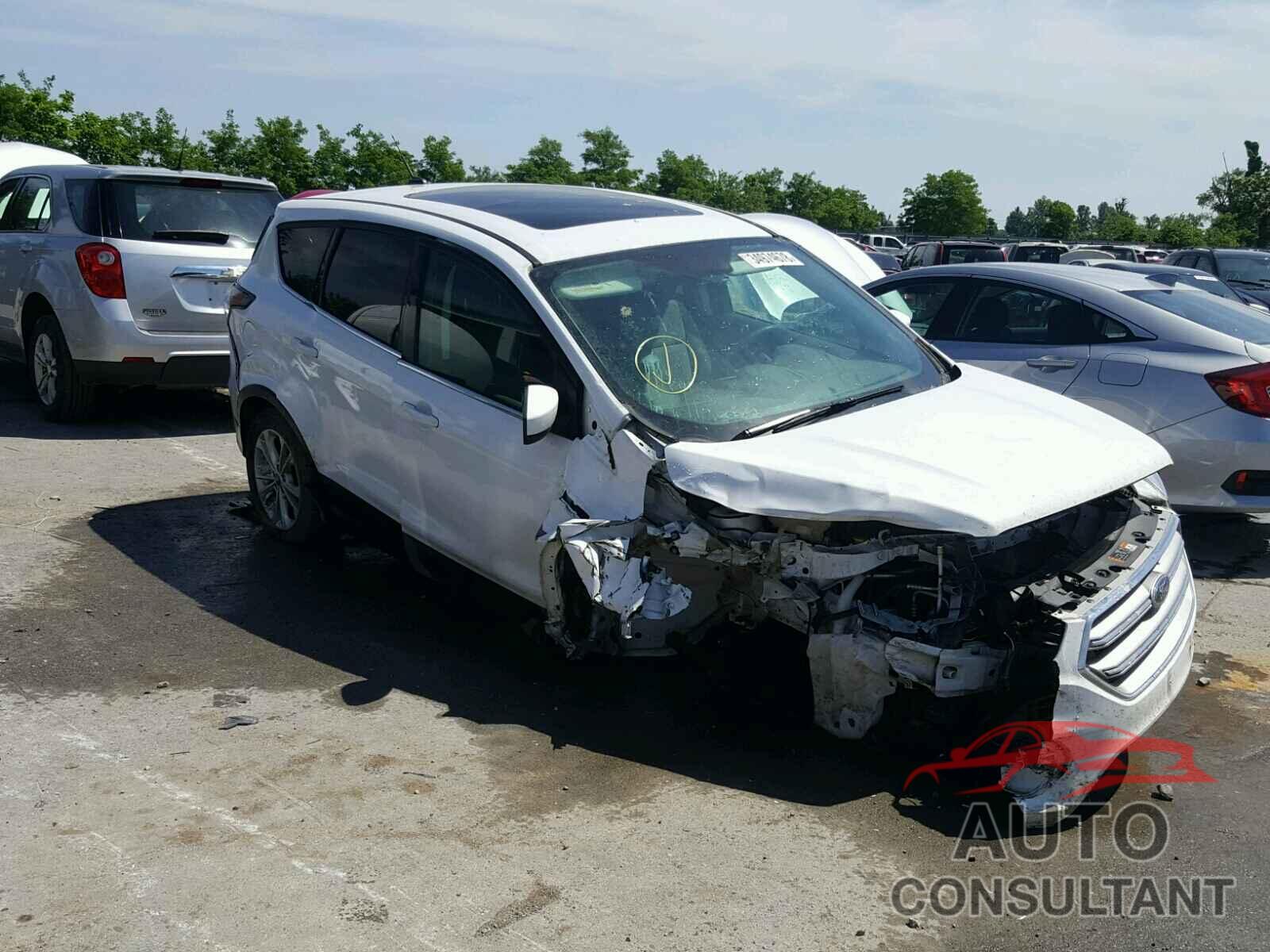 FORD ESCAPE 2017 - 1FMCU0G93HUA39722