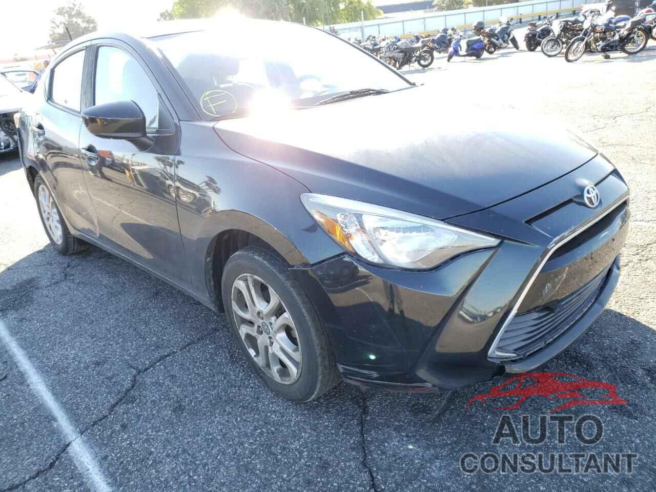 TOYOTA YARIS 2017 - 3MYDLBYV4HY195821
