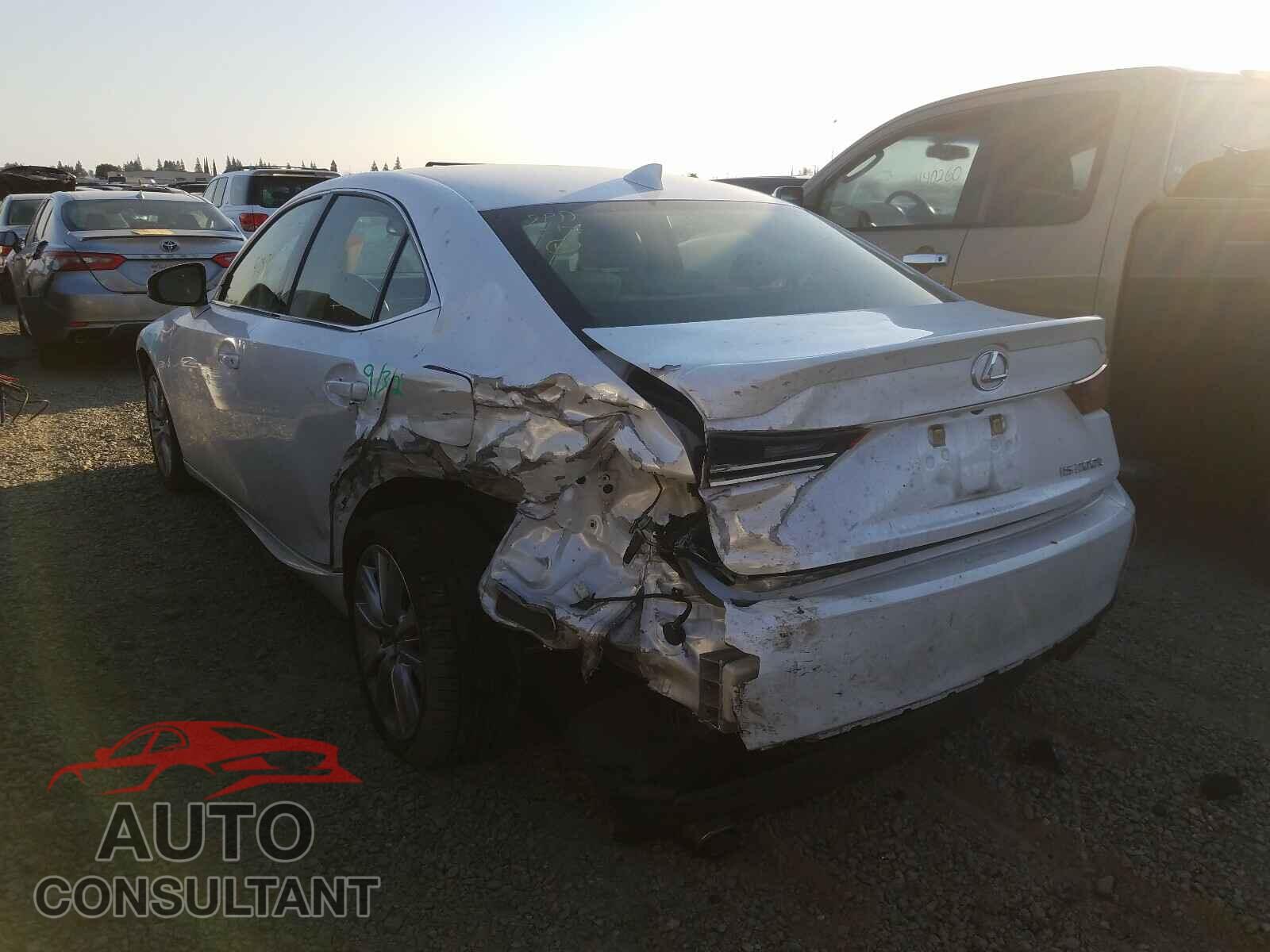 LEXUS IS 2016 - JTHBA1D23G5016471