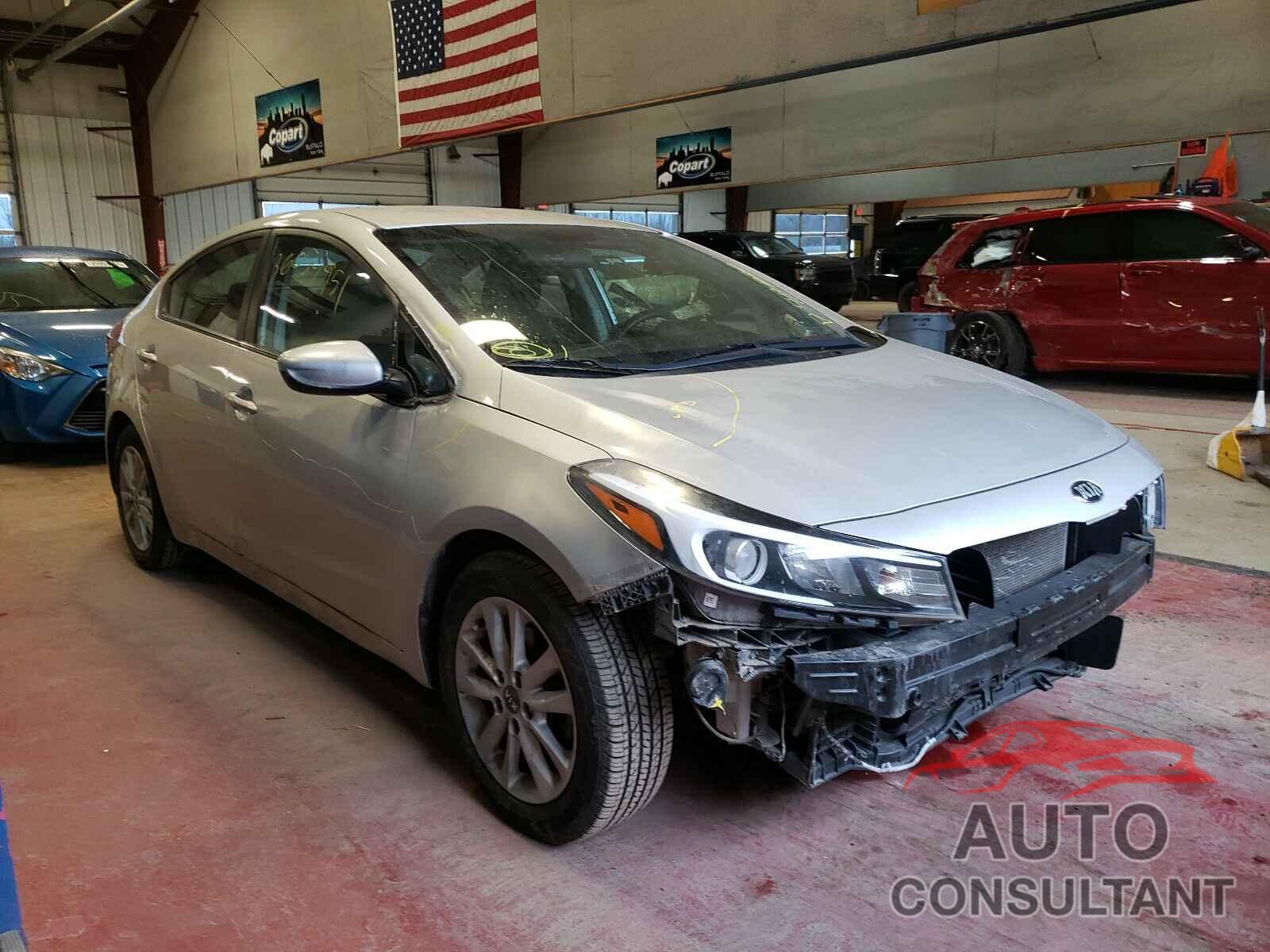 KIA FORTE 2017 - 3KPFL4A74HE132346