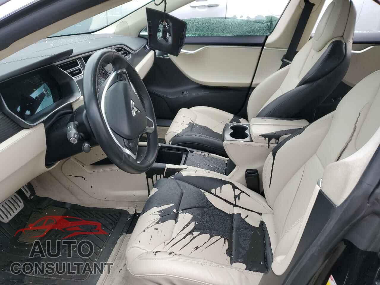 TESLA MODEL S 2017 - 5YJSA1E44HF233951
