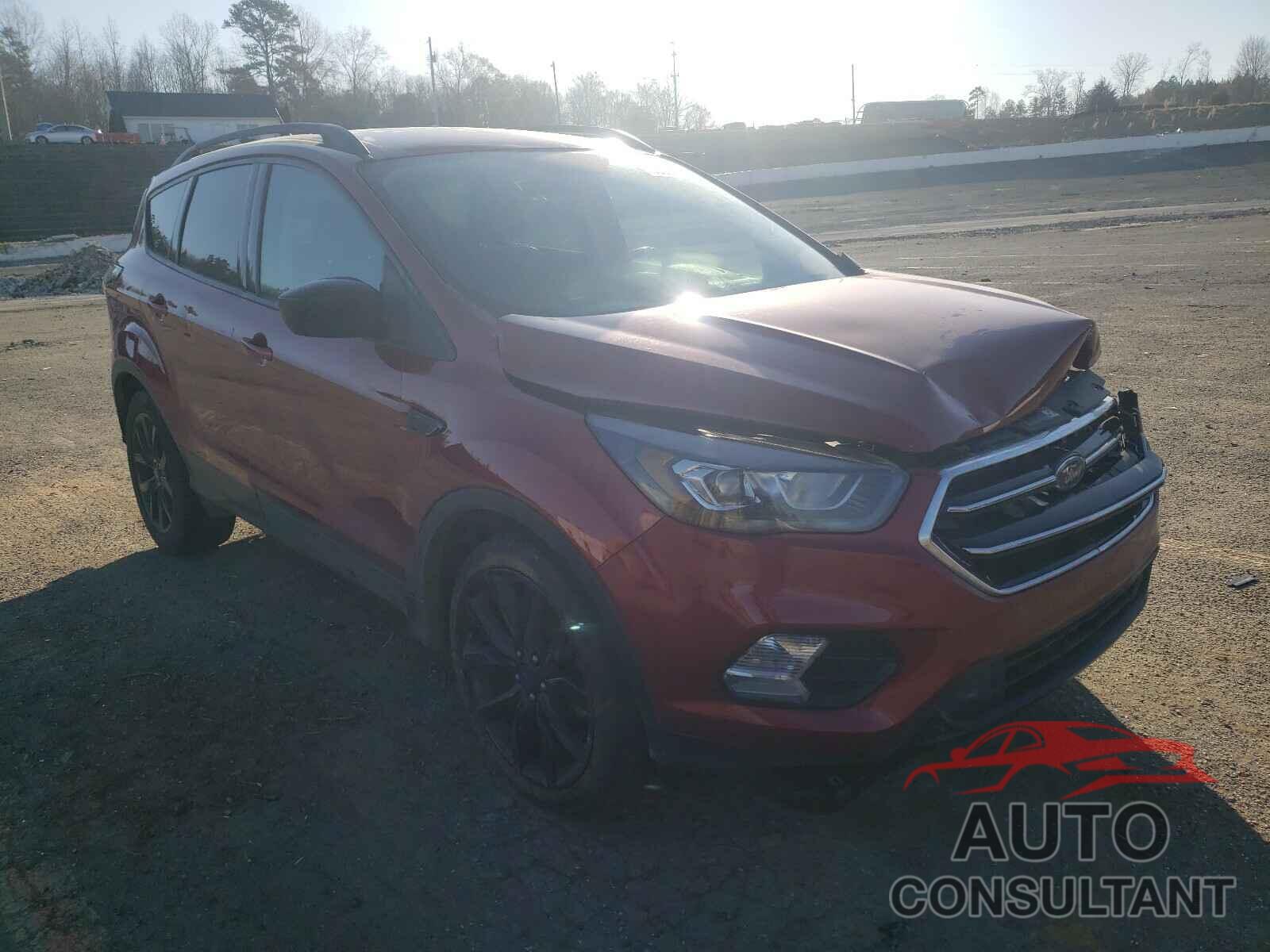 FORD ESCAPE 2017 - 1FMCU0GD8HUB35477