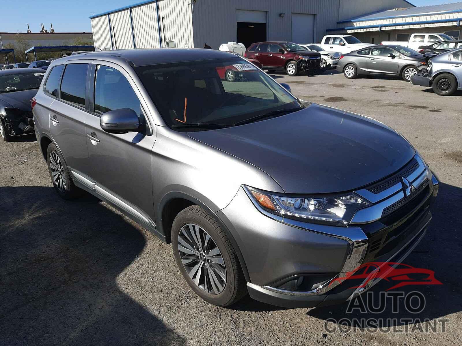 MITSUBISHI OUTLANDER 2019 - JA4AD3A37KJ000930