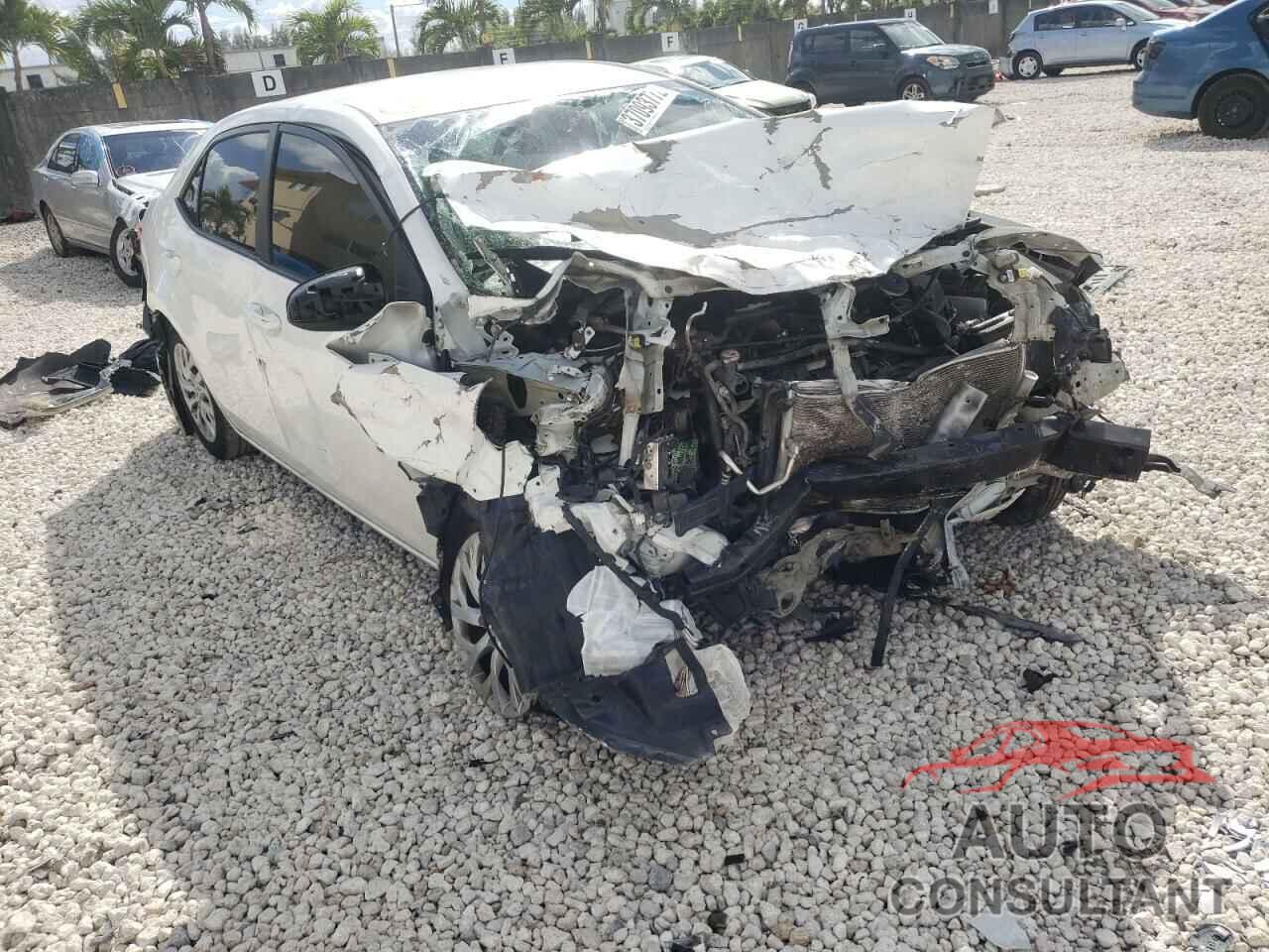 TOYOTA COROLLA 2018 - 5YFBURHE8JP826720