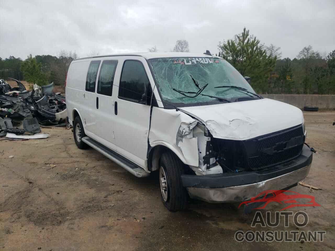 CHEVROLET EXPRESS 2020 - 1GCWGAFG9L1219120