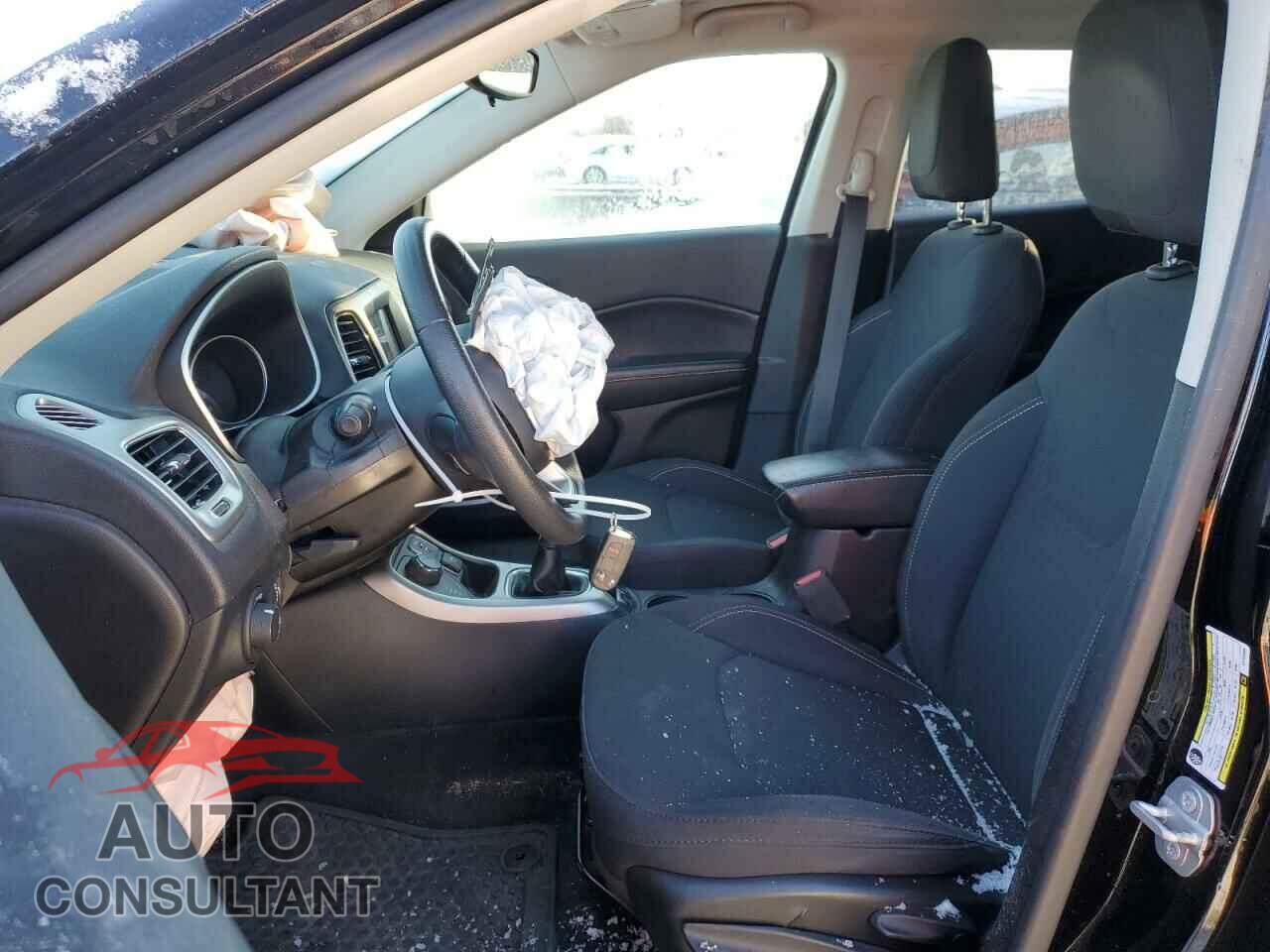 JEEP COMPASS 2019 - 3C4NJDAB4KT734608