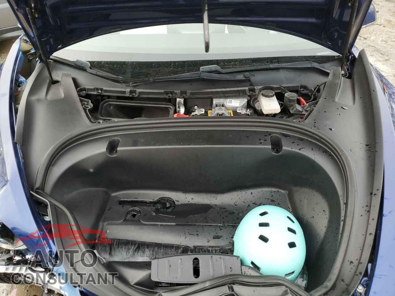 TESLA MODEL 3 2020 - 5YJ3E1EA1LF662715