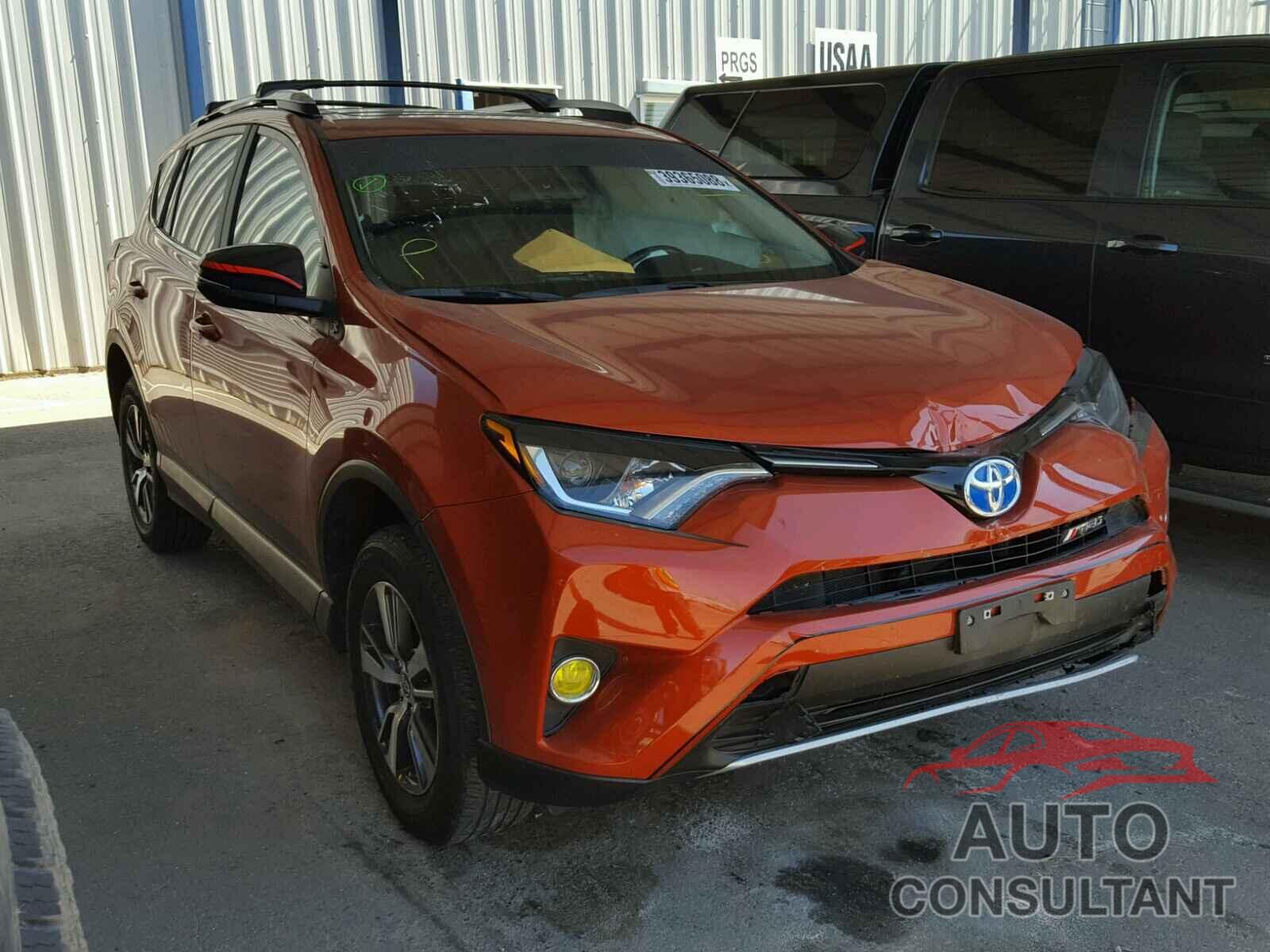 TOYOTA RAV4 XLE 2016 - JTMWFREV5GJ094320