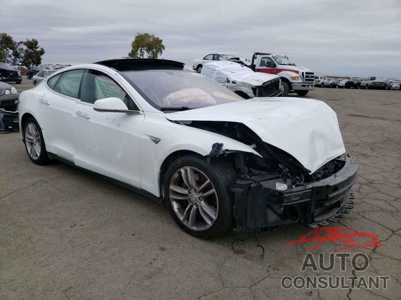 TESLA MODEL S 2016 - 5YJSA1E23GF131215