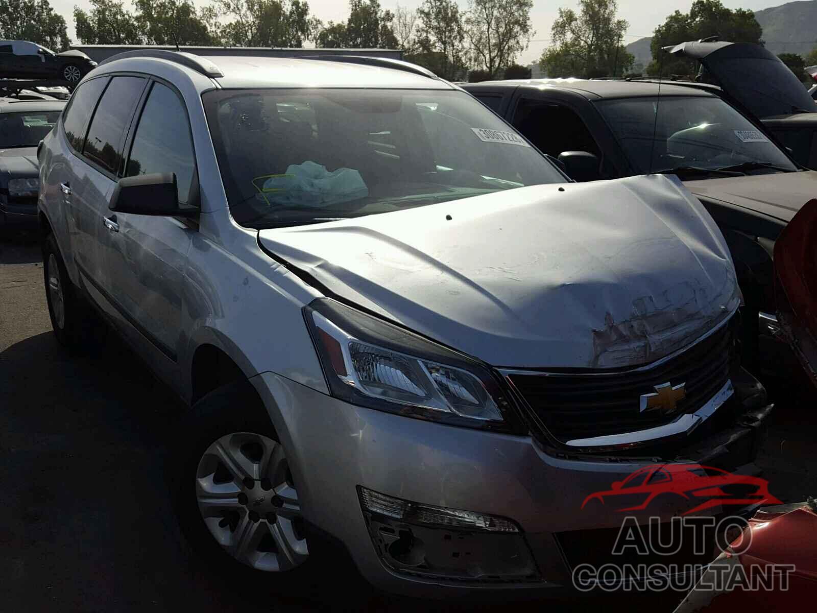 CHEVROLET TRAVERSE 2015 - 1GNKRFKD0FJ377973