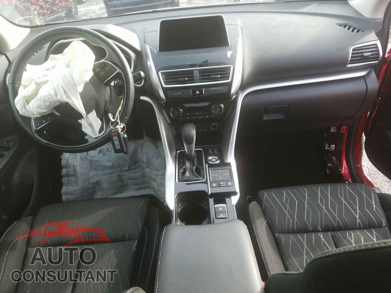 MITSUBISHI ECLIPSE 2018 - JA4AT5AA6JZ038064