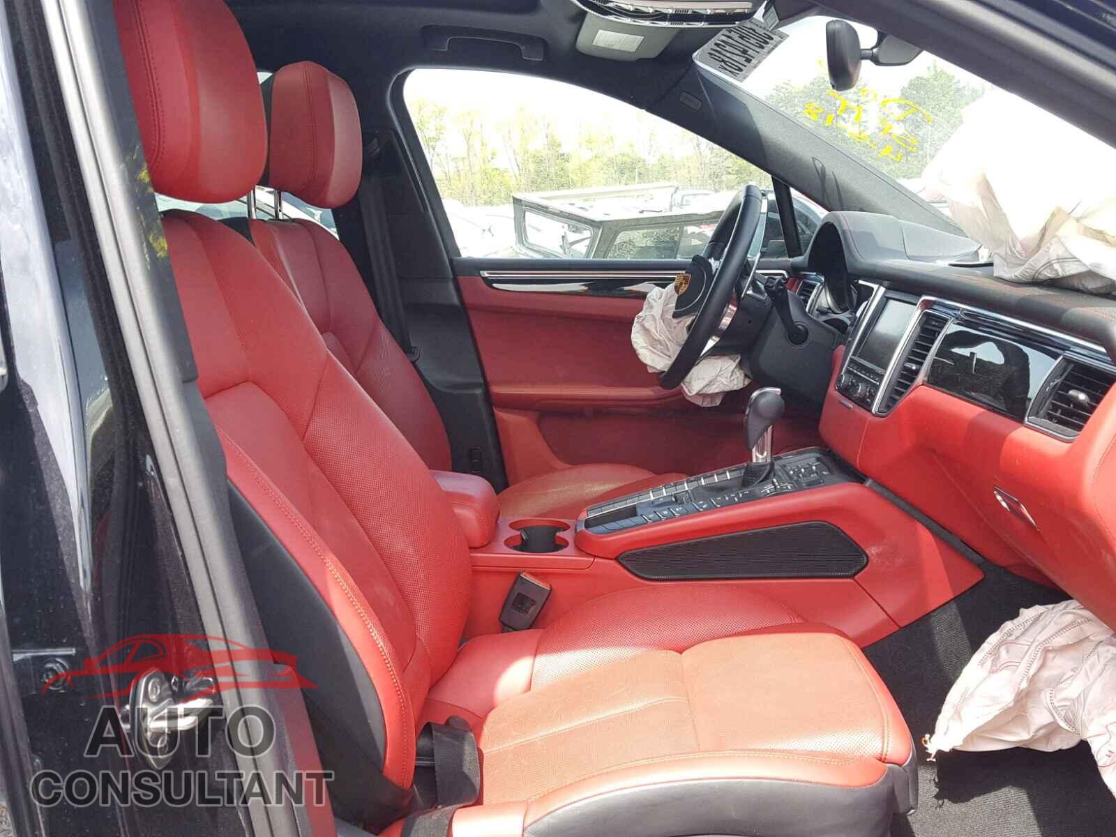 PORSCHE MACAN 2015 - WP1AB2A59FLB70125